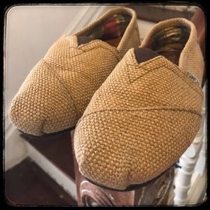 📣SOLD TOMS Burlap slip on Shoes Size 6 Great Fall Shoe